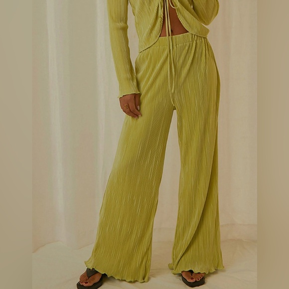 PEPPERMAYO SET - MALIBU DREAMING WRAP TOP and 90s MUSE PANTS (Full set) - Picture 6 of 7